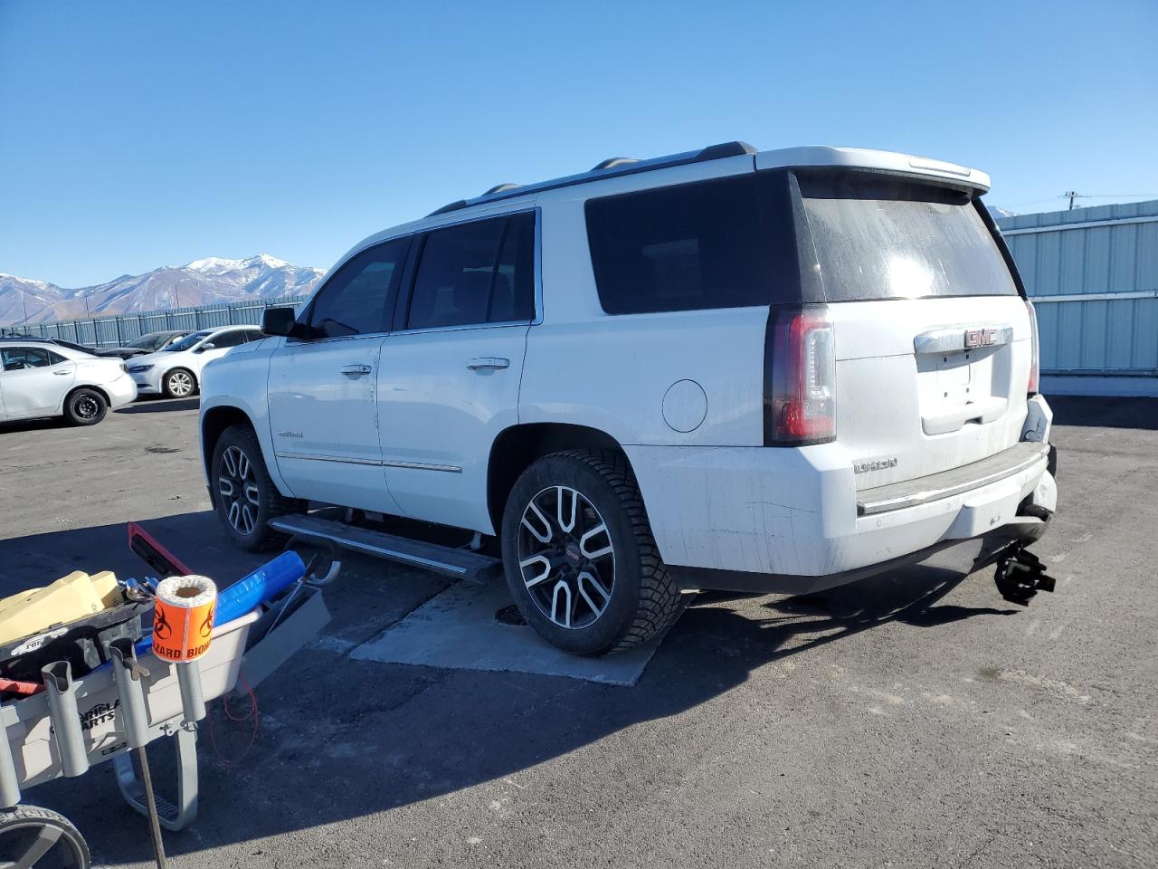 2016 GMC Yukon VIN 1GKS2CKJ5GR355363 Copart auction photo, rear end damage thumbnail 2