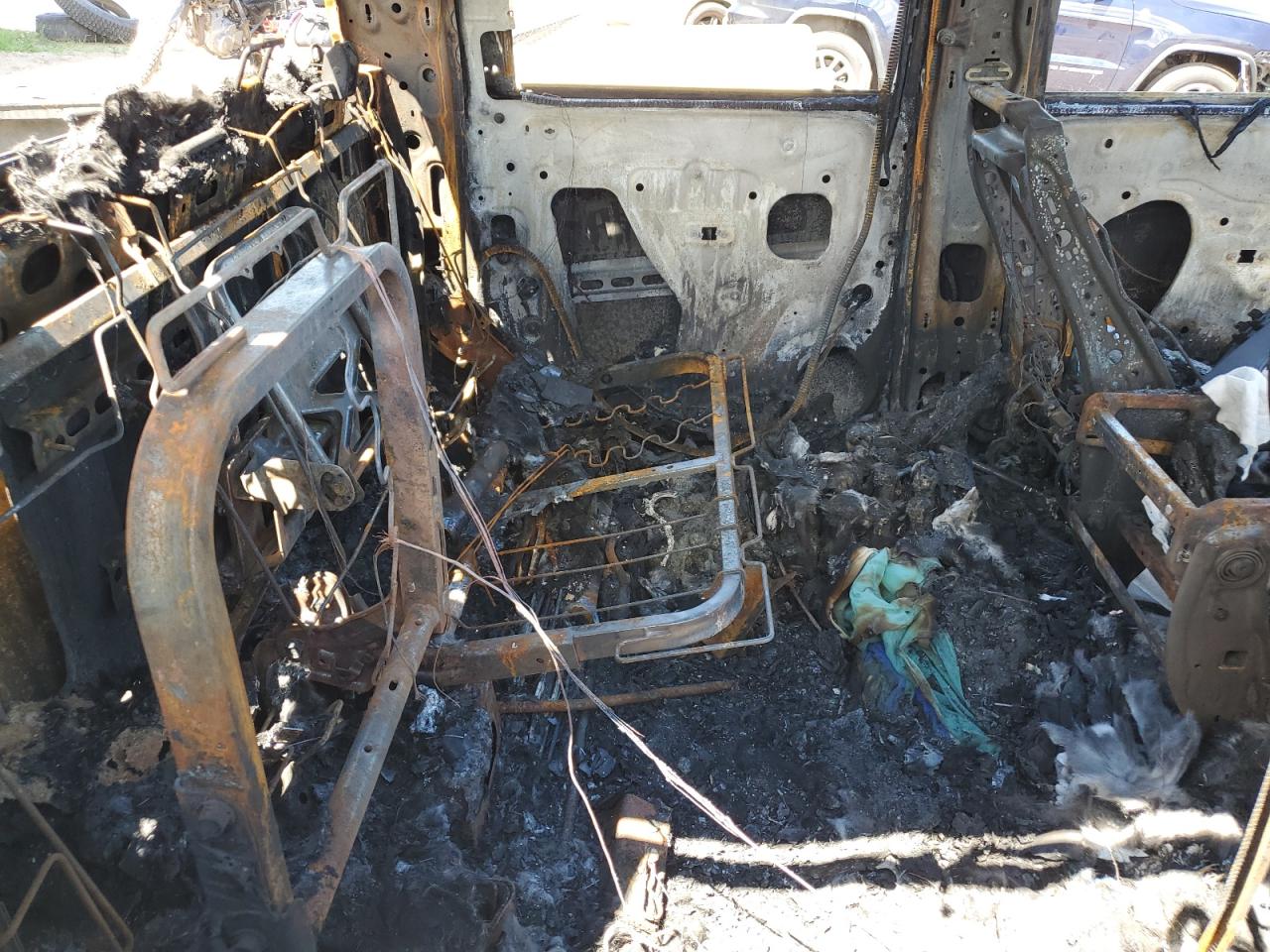 2021 GMC Sierra VIN 1GT49MEY1MF271309 Copart auction photo, burn / missing/altered vin damage thumbnail 10