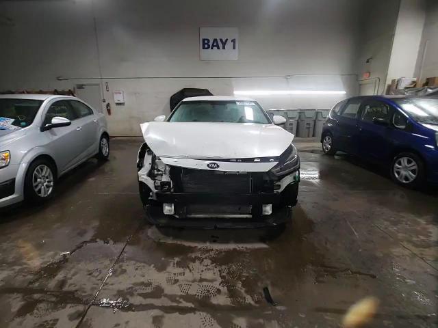 2017 KIA Cadenza VIN KNALC4J12H5080626 Copart auction photo, front end damage thumbnail 10