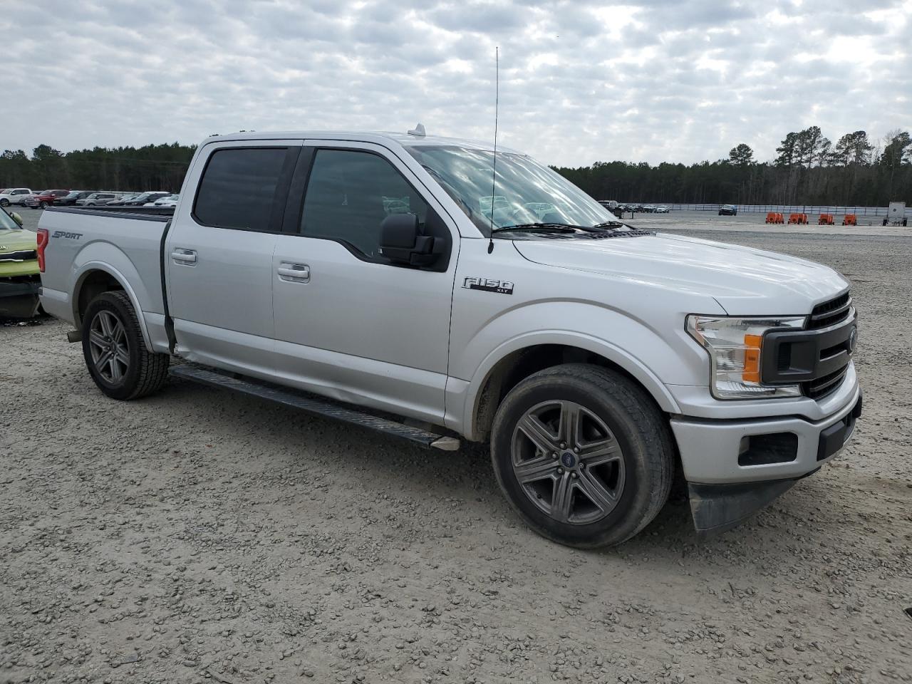 2018 Ford F-150 VIN 1FTEW1CP7JFA57099 Copart auction photo, side damage thumbnail 4