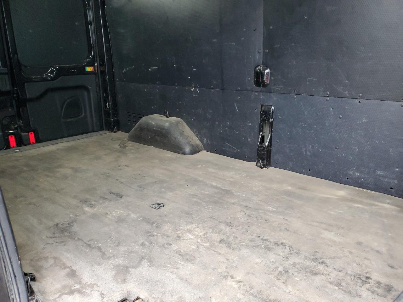 2020 Ford Transit VIN 1FTBR1C87LKA01841 Copart auction photo, side / rear end damage thumbnail 11