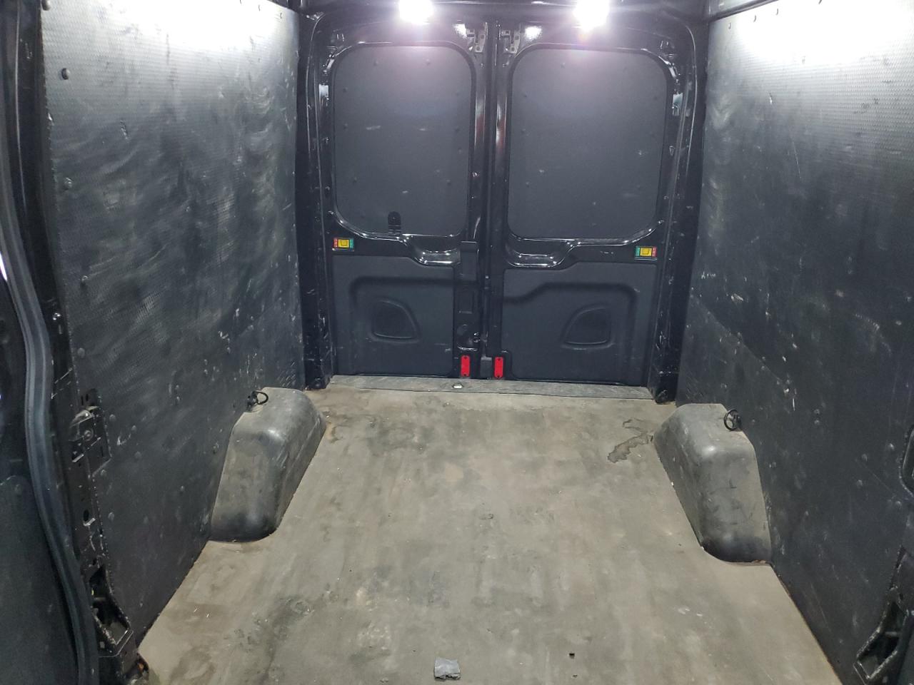 2020 Ford Transit VIN 1FTBR1C87LKA01841 Copart auction photo, side / rear end damage thumbnail 10