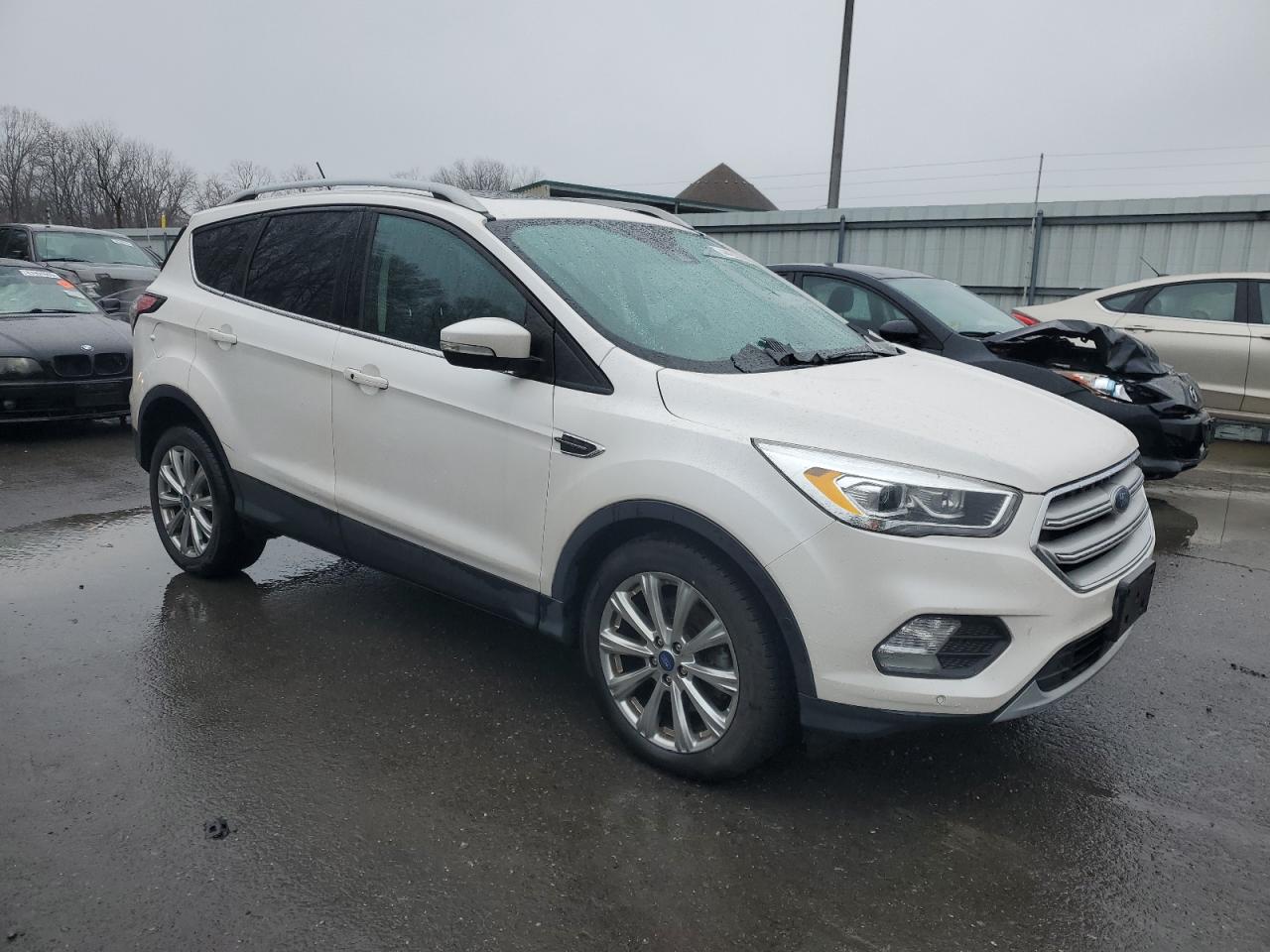 2018 Ford Escape VIN 1FMCU0J91JUA06443 Copart auction photo, front end damage thumbnail 4