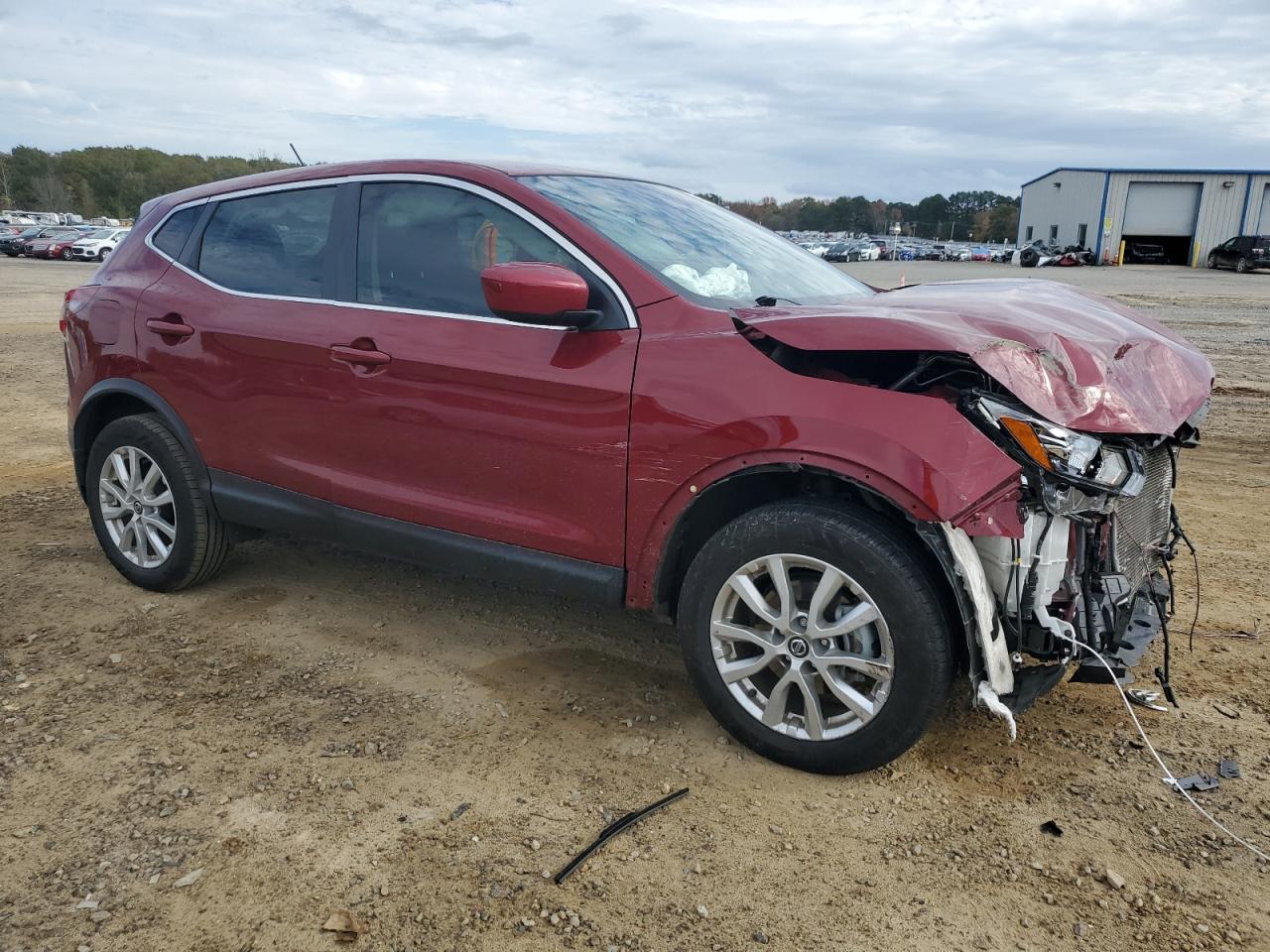 2020 Nissan Rogue VIN JN1BJ1CV5LW260496 Copart auction photo, front end / minor dent/scratches damage thumbnail 4