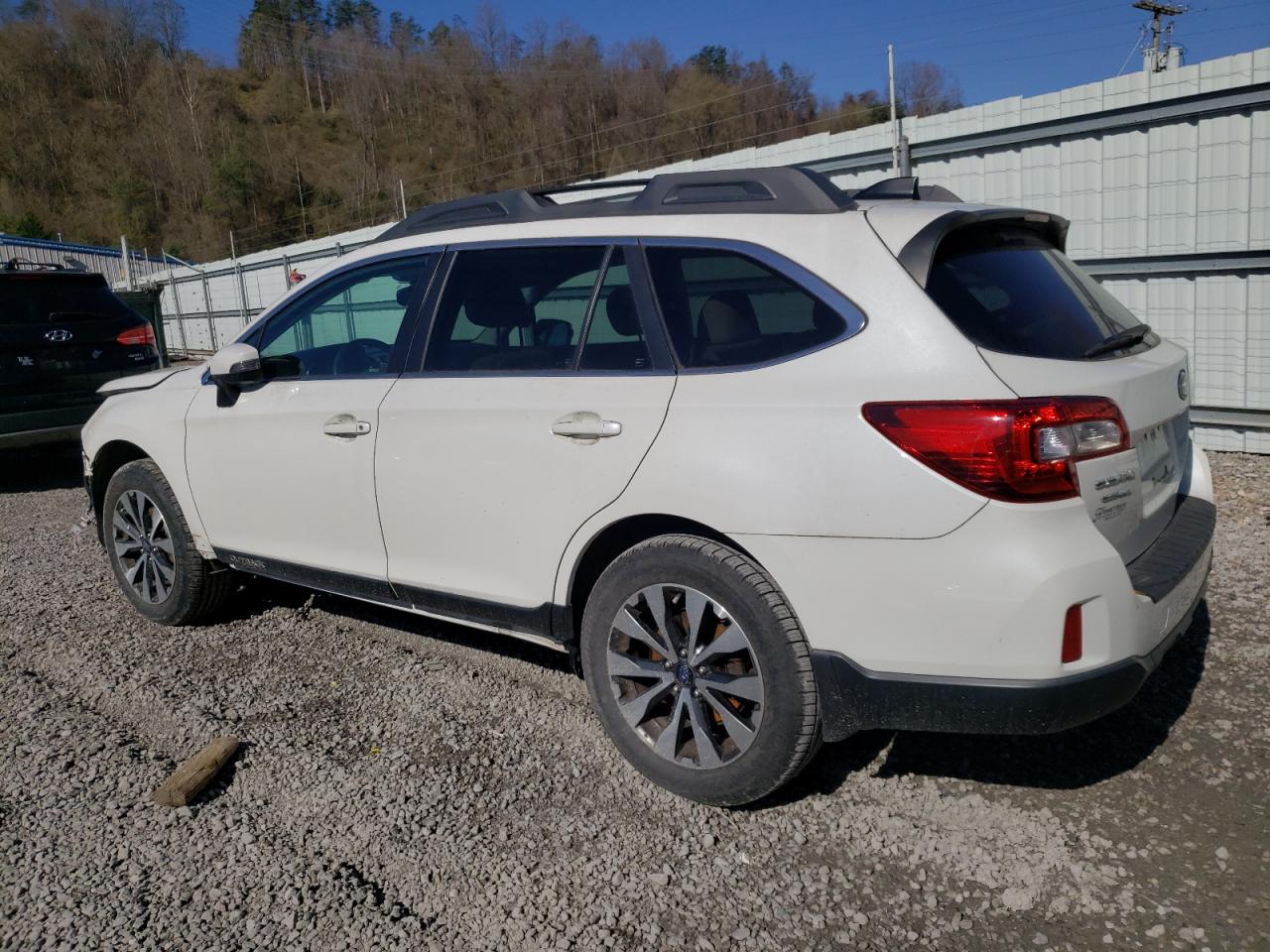 2016 Subaru Outback VIN 4S4BSBNC2G3340644 Copart auction photo, front end damage thumbnail 2