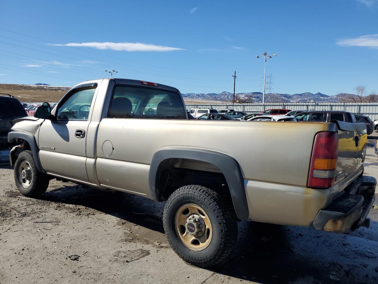 2002 GMC Sierra VIN 1GTHK24U12E186580 Copart auction photo, front end / rear end damage thumbnail 2