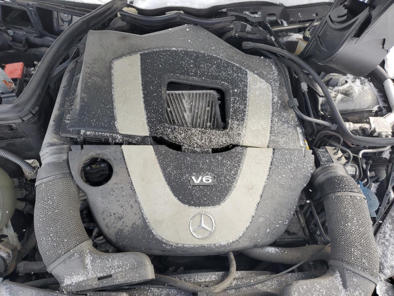 2011 Mercedes-Benz C-klasse VIN WDDGF8BB6BF572142 Copart auction photo, side / front end damage thumbnail 11