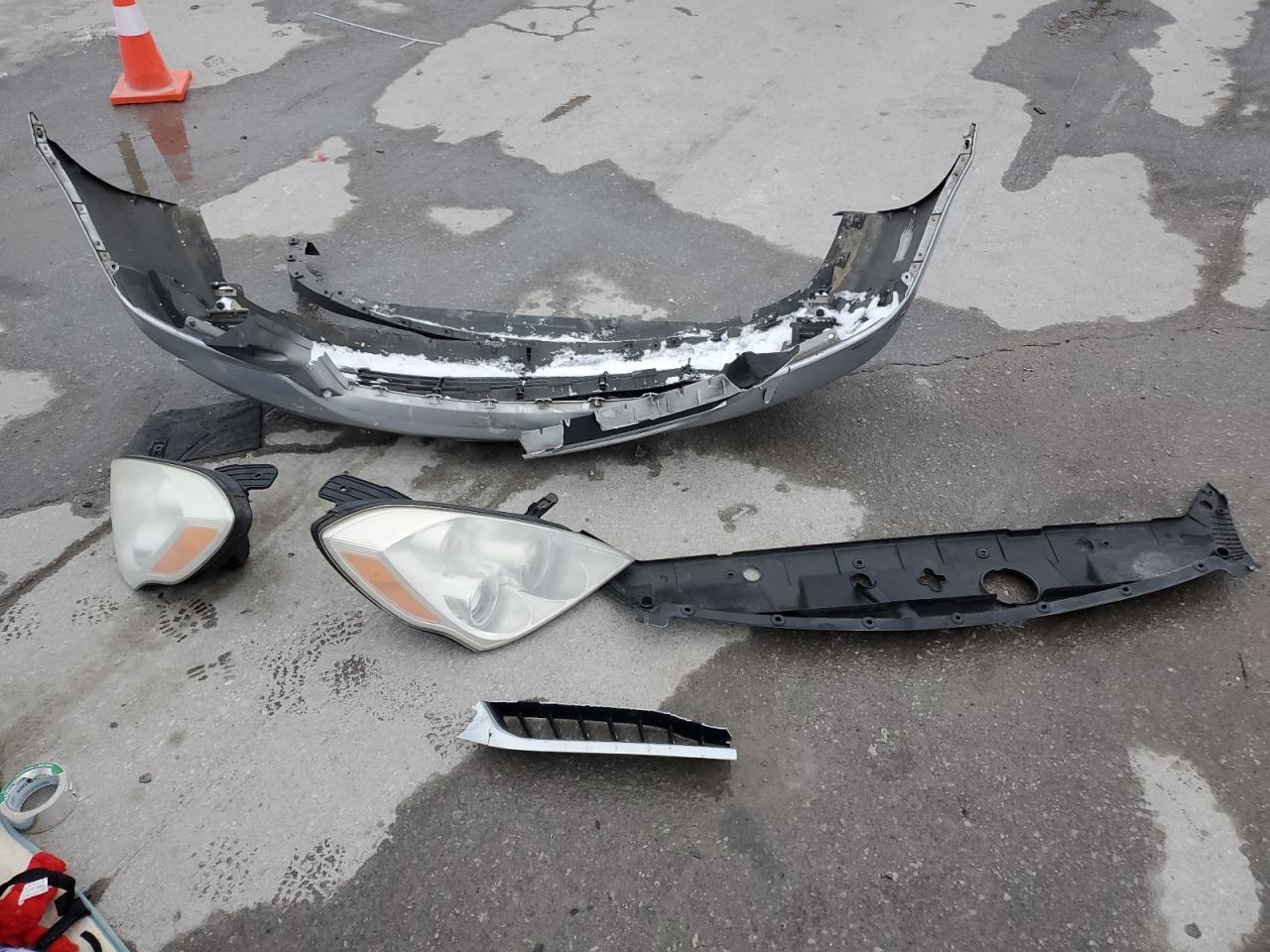 2008 Hyundai Entourage VIN KNDMC233186051302 Copart auction photo, front end damage thumbnail 13
