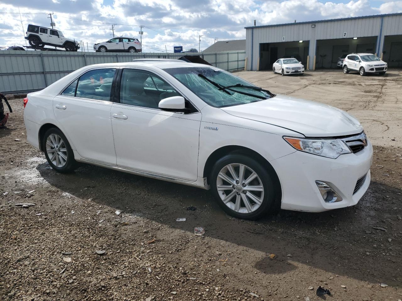 2014 Toyota Camry VIN 4T1BD1FKXEU123313 Copart auction photo, front end / minor dent/scratches damage thumbnail 4