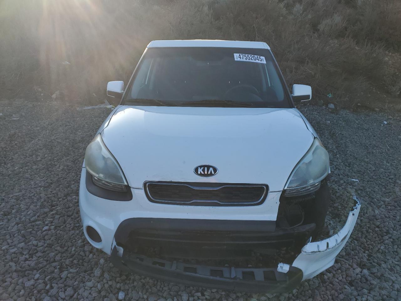 2013 KIA Soul VIN KNDJT2A58D7575929 Copart auction photo, front end / minor dent/scratches damage thumbnail 5