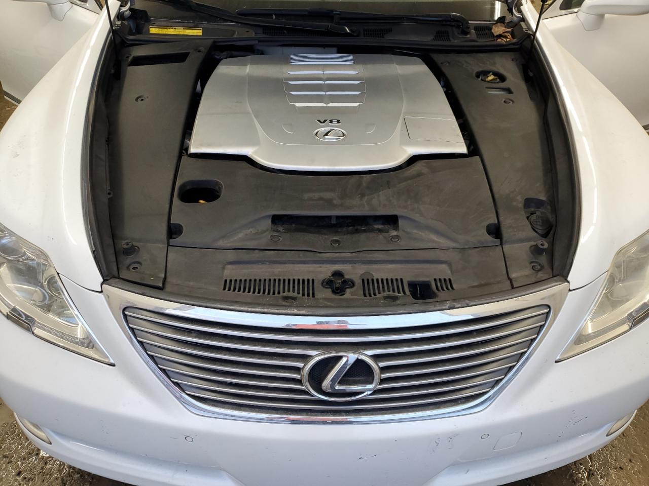 2008 Lexus LS VIN JTHBL46F585069895 Copart auction photo, side / minor dent/scratches damage thumbnail 11