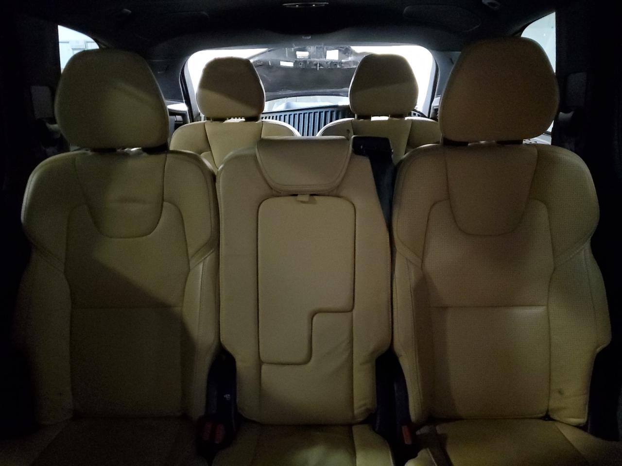 2021 Volvo XC90 VIN YV4A22PLXM1697796 Copart auction photo, rear end / minor dent/scratches damage thumbnail 10