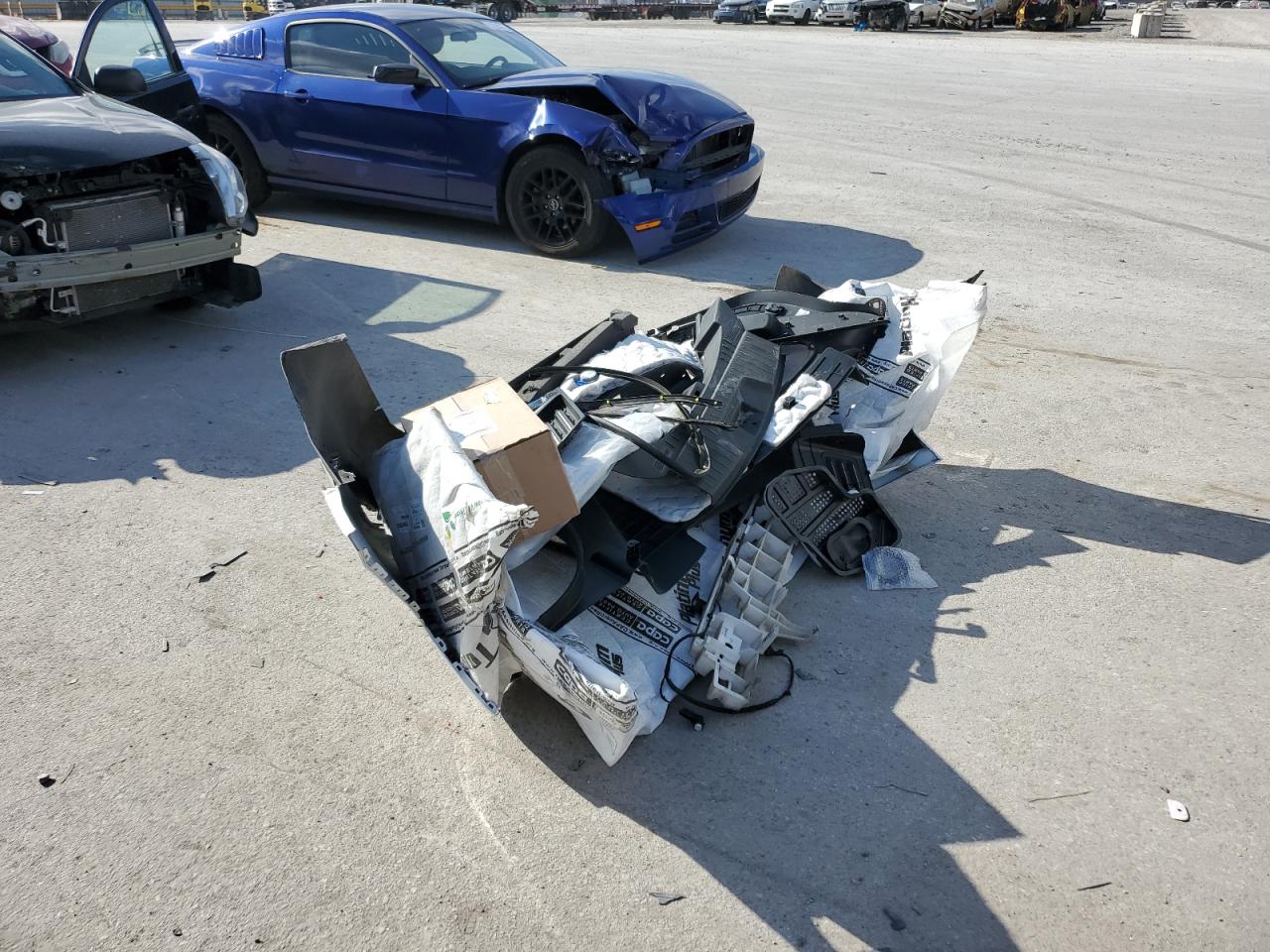 2017 Chevrolet Traverse VIN 1GNKVJKD6HJ190559 Copart auction photo, rear end damage thumbnail 13