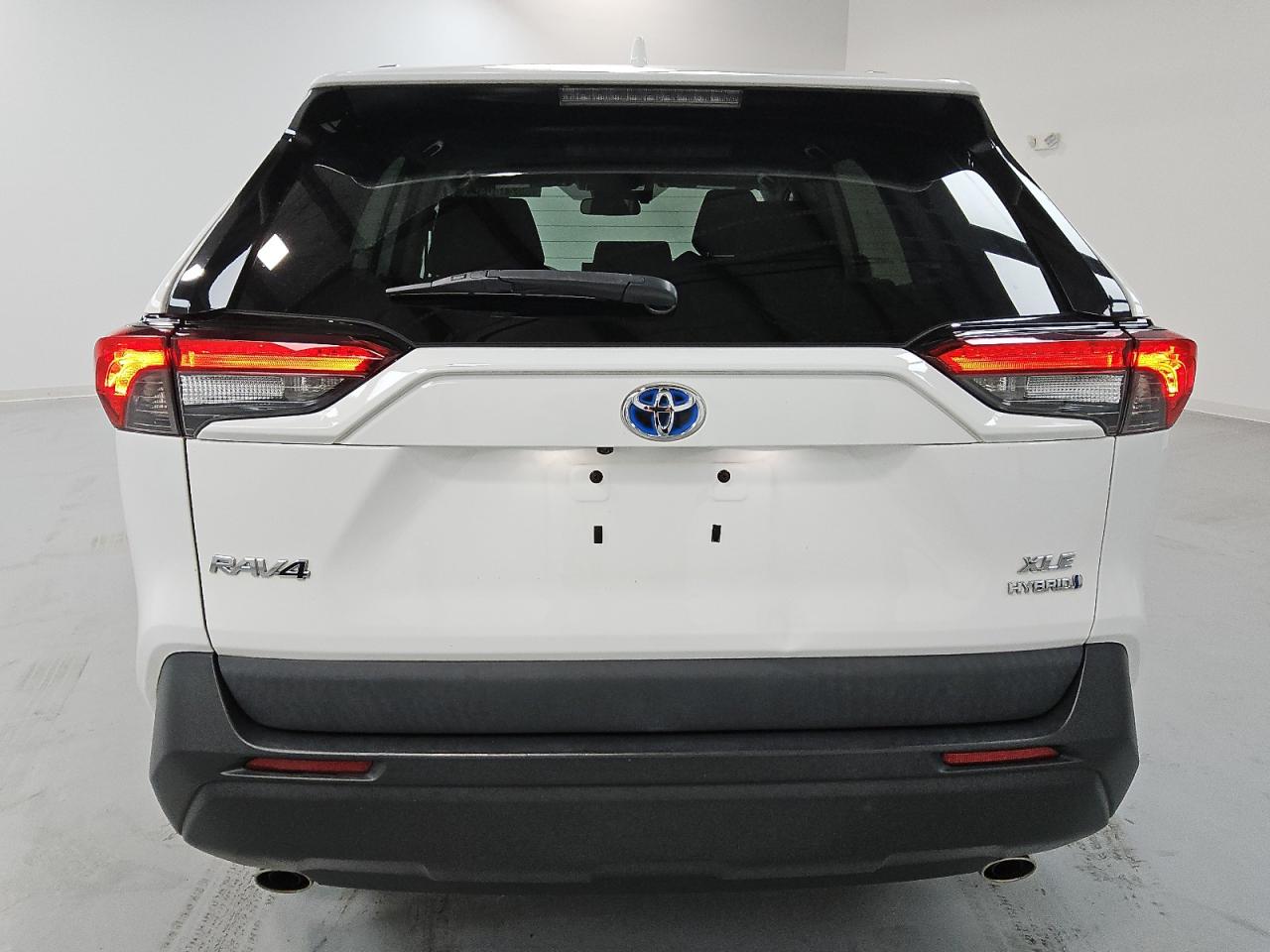 2020 Toyota RAV 4 VIN 2T3RWRFV5LW079274 Copart auction photo, front end damage thumbnail 6