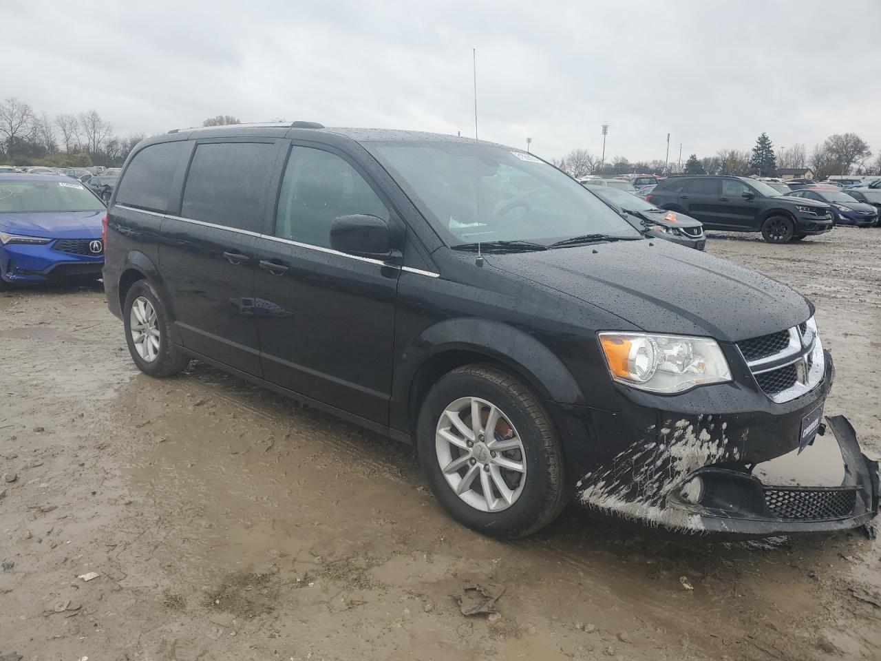 2018 Dodge Caravan VIN 2C4RDGCG1JR281875 Copart auction photo, front end damage thumbnail 4