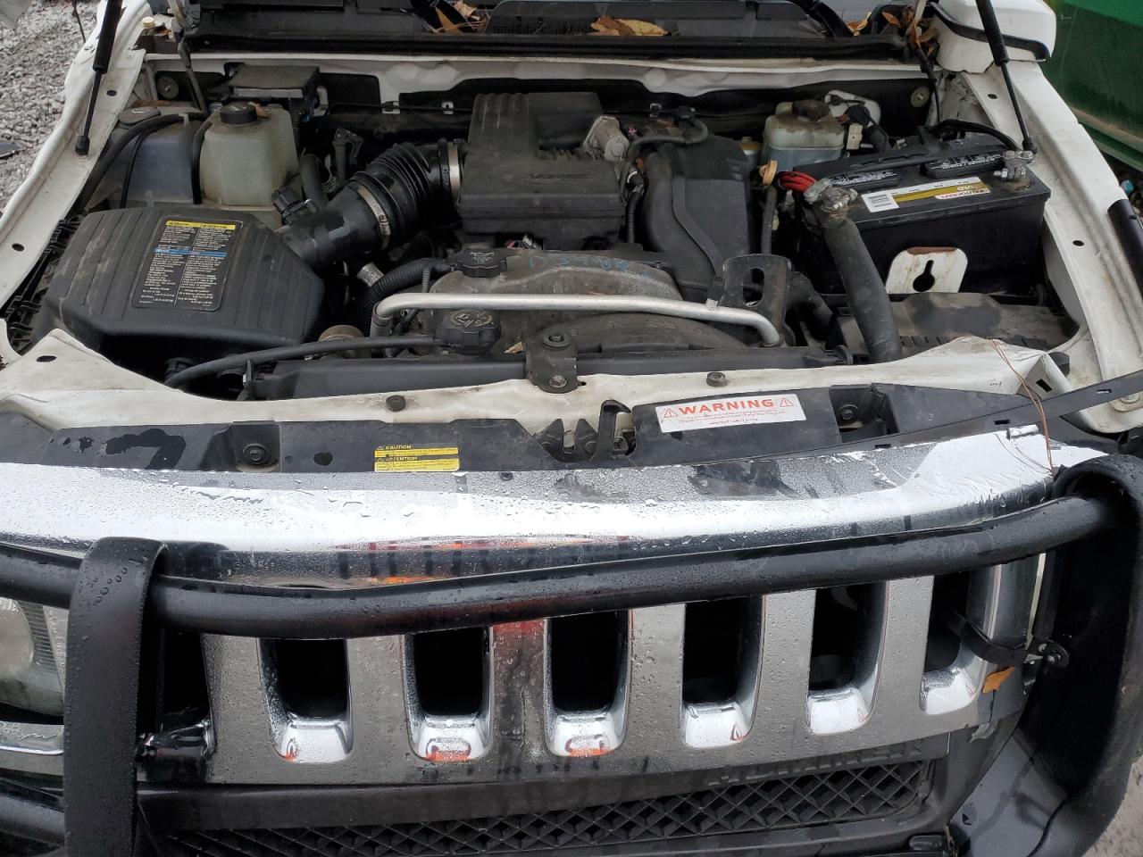 2009 Hummer H3 VIN 5GTEN13E998152256 Copart auction photo, side / front end damage thumbnail 12
