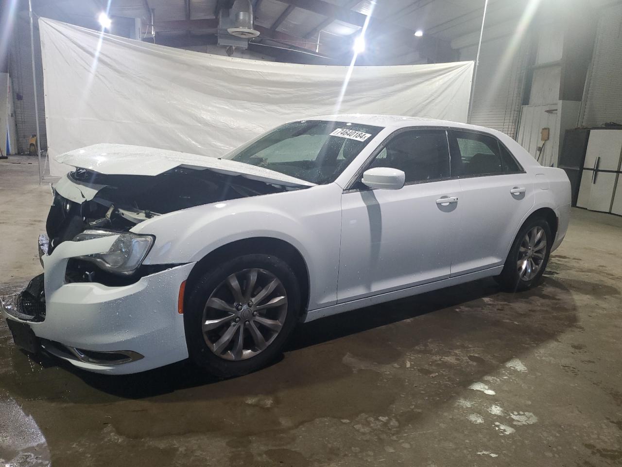 2017 Chrysler 300 VIN 2C3CCARG5HH571473