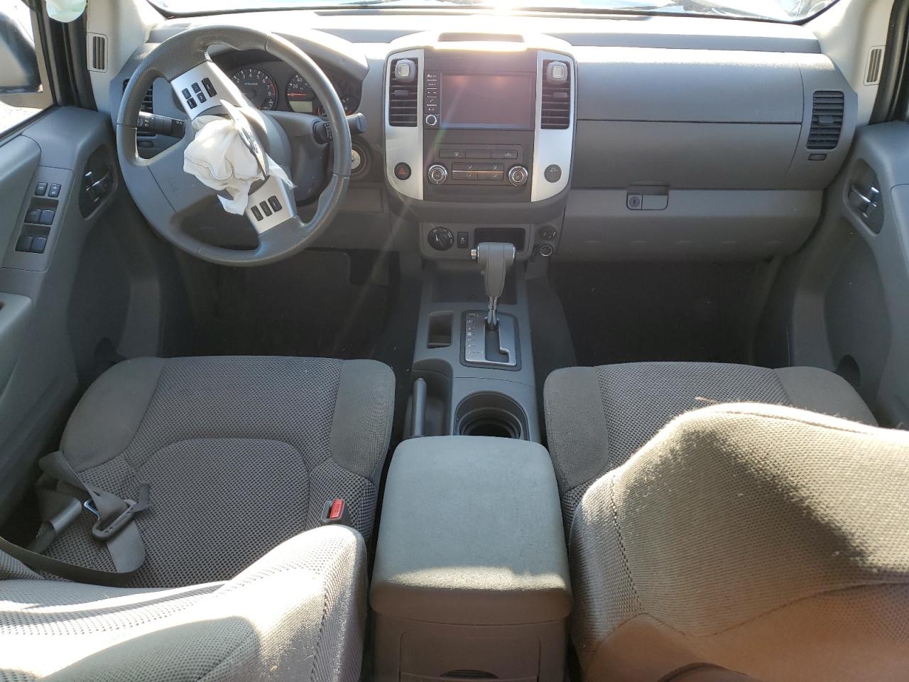 2019 Nissan Navara (Frontier) VIN 1N6AD0EVXKN879247 Copart auction photo, front end / side damage thumbnail 8