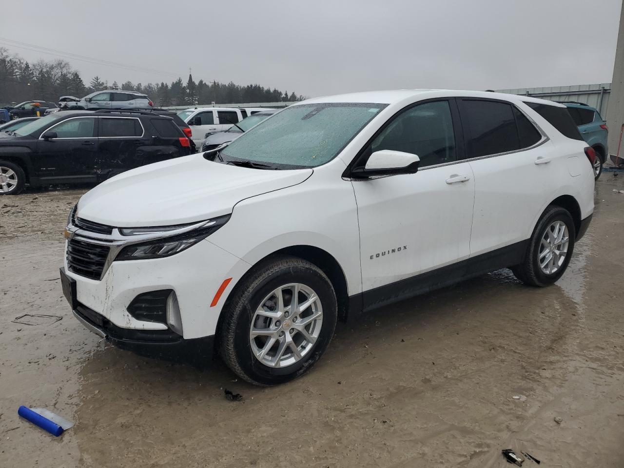 2022 Chevrolet Equinox VIN 2GNAXUEV1N6111271