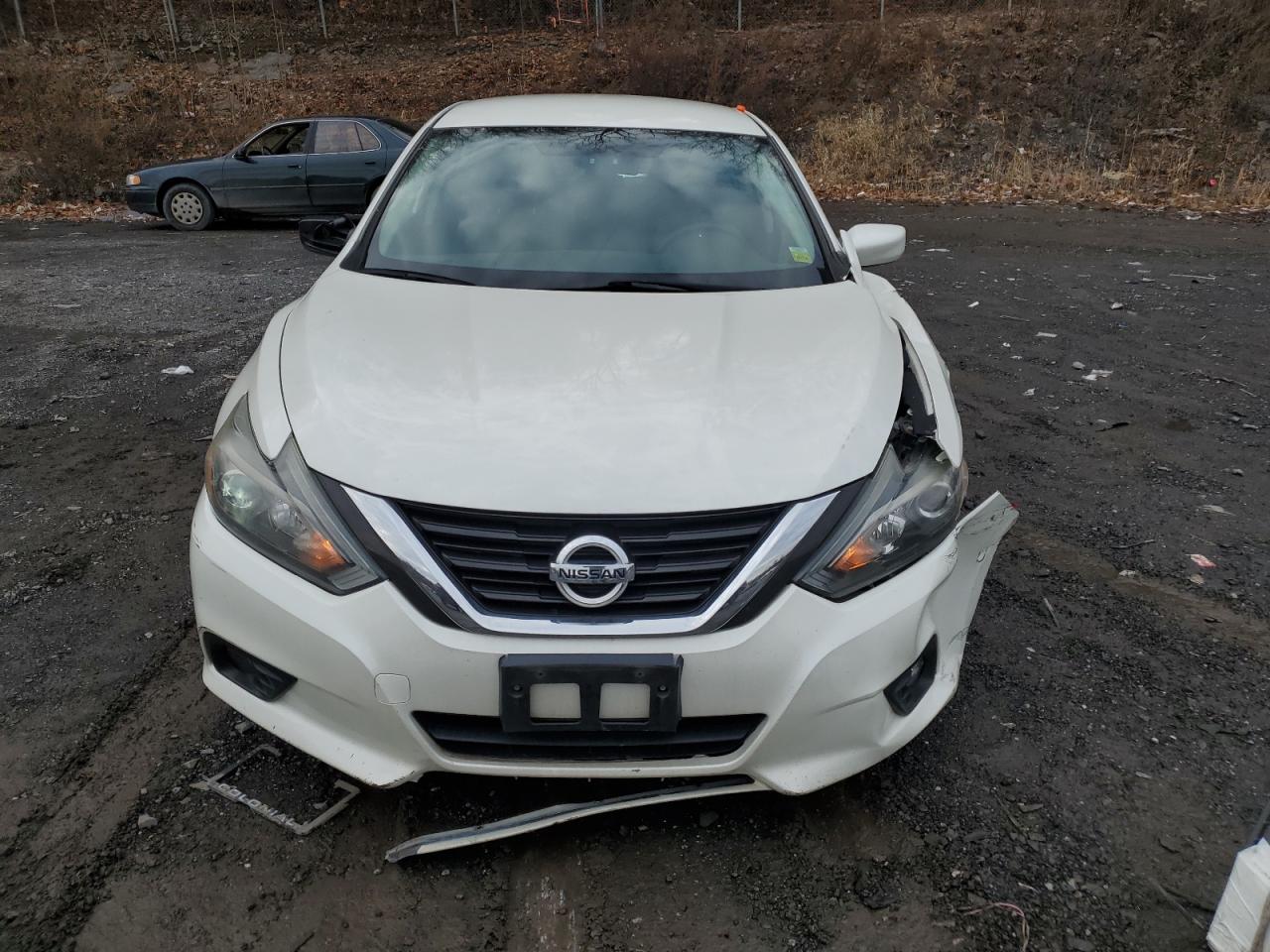 2016 Nissan Altima VIN 1N4AL3AP1GC190897 Copart auction photo, all over damage thumbnail 5