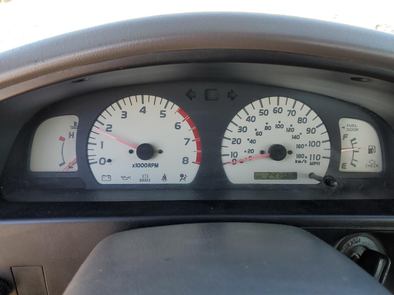 2004 Toyota Tacoma VIN 5TEPM62NX4Z423544 Copart auction photo, front end / minor dent/scratches damage thumbnail 9