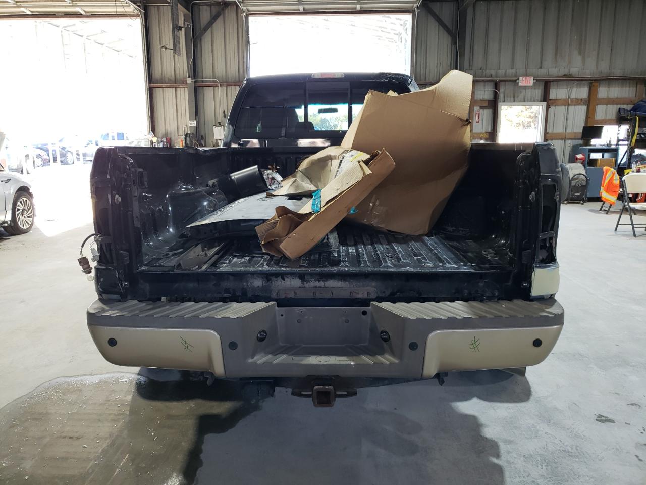 2011 Ford F350 VIN 1FT8W3DT4BEA73692 Copart auction photo, top/roof / rear end damage thumbnail 6