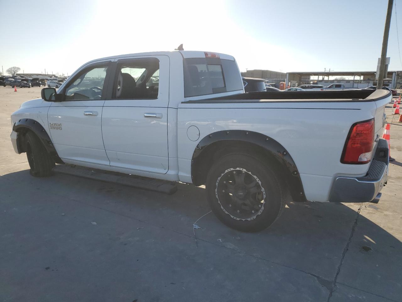 2015 RAM 1500 VIN 1C6RR6LT9FS535063 Copart auction photo, front end / minor dent/scratches damage thumbnail 2