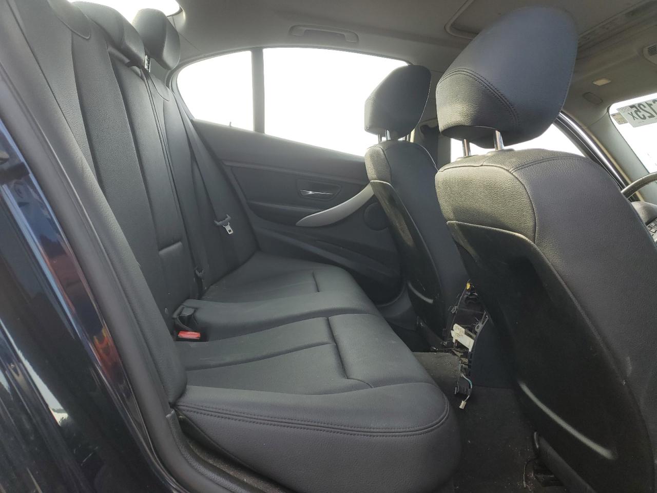 2013 BMW 3er VIN WBA3C3C5XDF982763 Copart auction photo, minor dent/scratches damage thumbnail 10