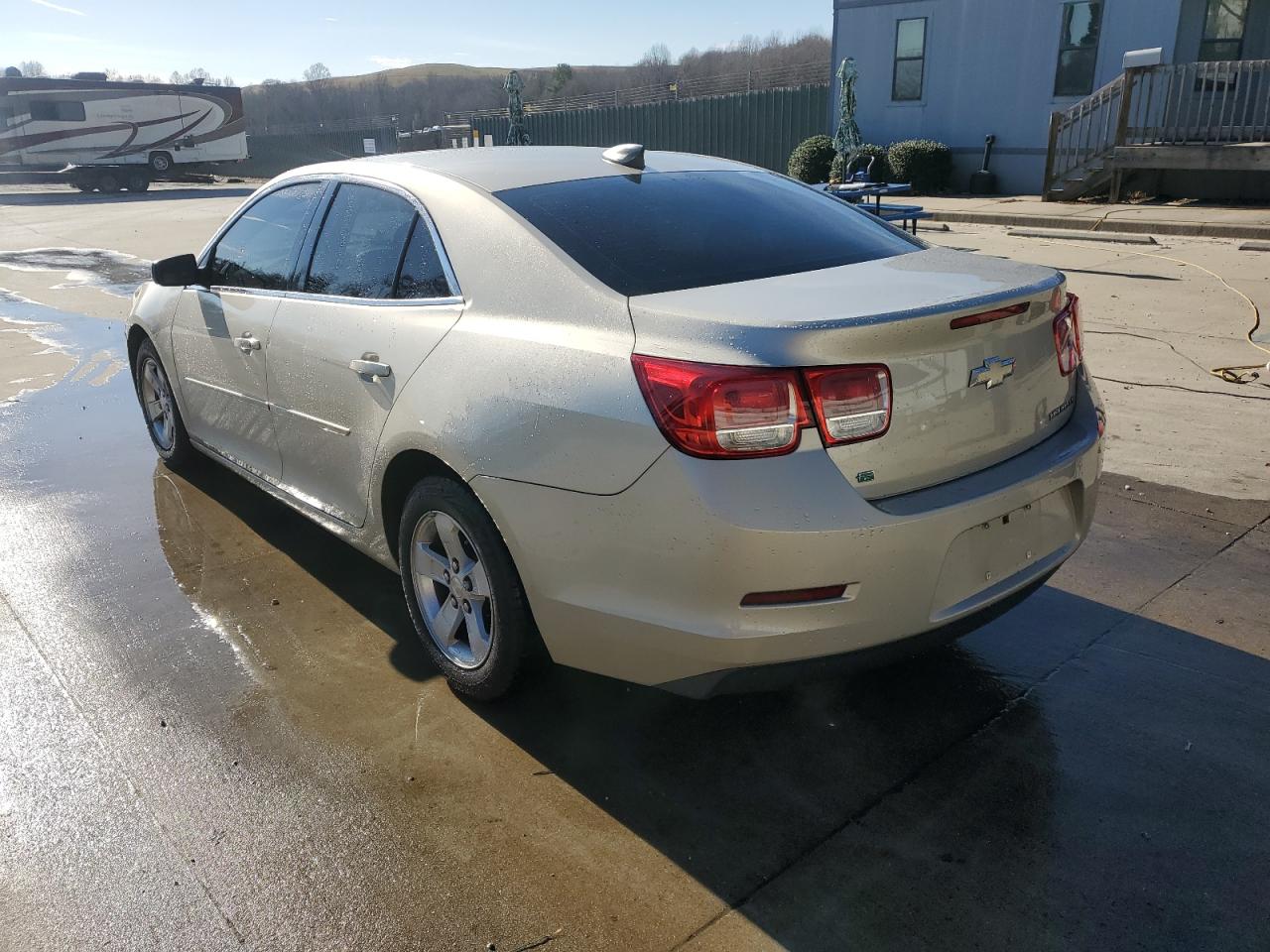 2015 Chevrolet Malibu VIN 1G11B5SL4FF251752 Copart auction photo, minor dent/scratches damage thumbnail 2