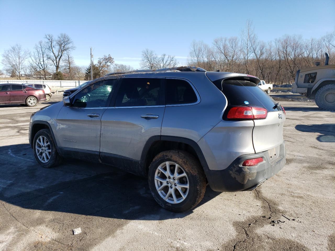 2015 Jeep Grand Cherokee VIN 1C4PJLCS8FW643020 Copart auction photo, rollover damage thumbnail 2