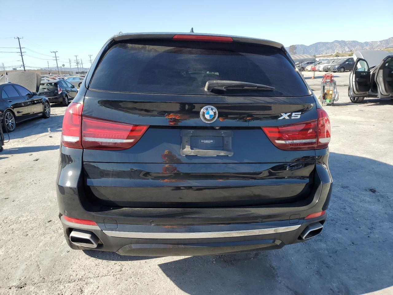 2018 BMW X5 VIN 5UXKR2C53J0X10687 Copart auction photo, front end / undercarriage damage thumbnail 6