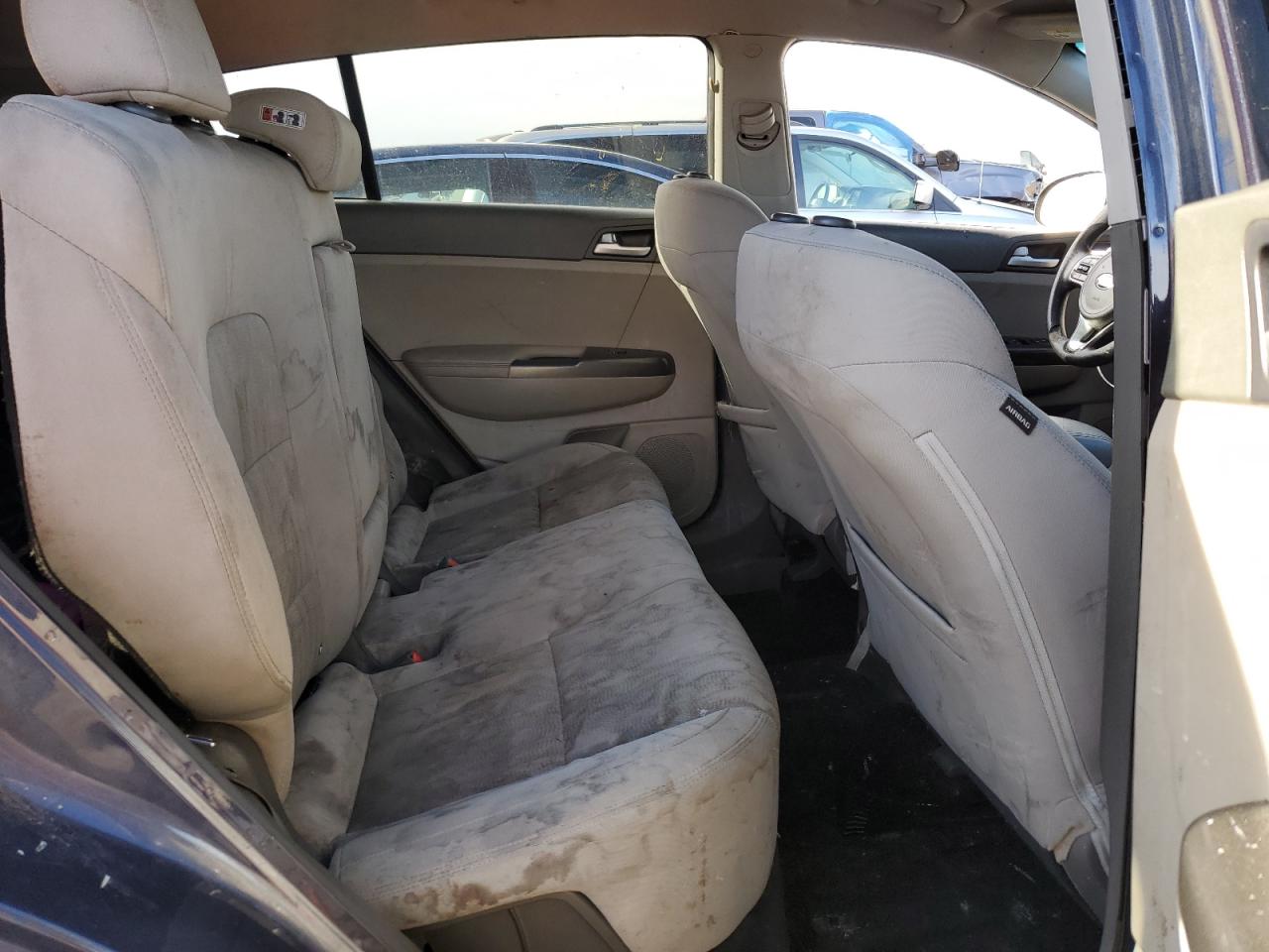 2017 KIA Sportage VIN KNDPMCAC3H7280982 Copart auction photo, vandalism damage thumbnail 11