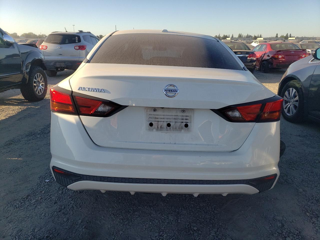 2019 Nissan Altima VIN 1N4BL4BVXKC225081 Copart auction photo, side / rear end damage thumbnail 6