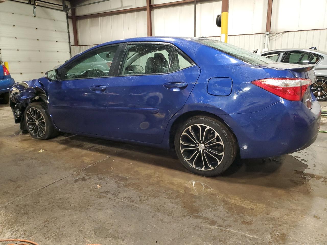 2015 Toyota Corolla VIN 2T1BURHE3FC369970 Copart auction photo, front end / side damage thumbnail 2