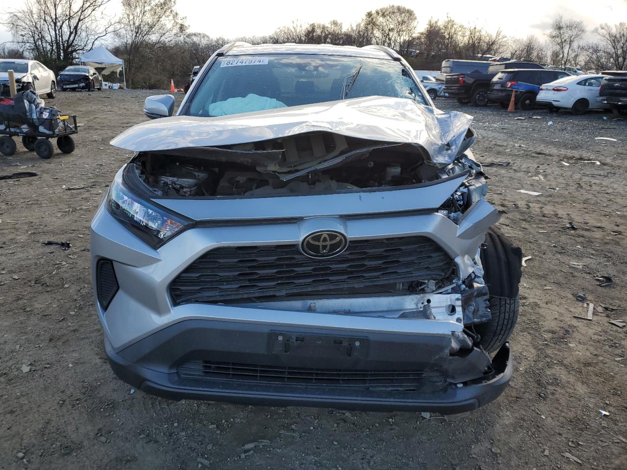 2019 Toyota RAV 4 VIN 2T3G1RFV1KW028049 Copart auction photo, front end damage thumbnail 5