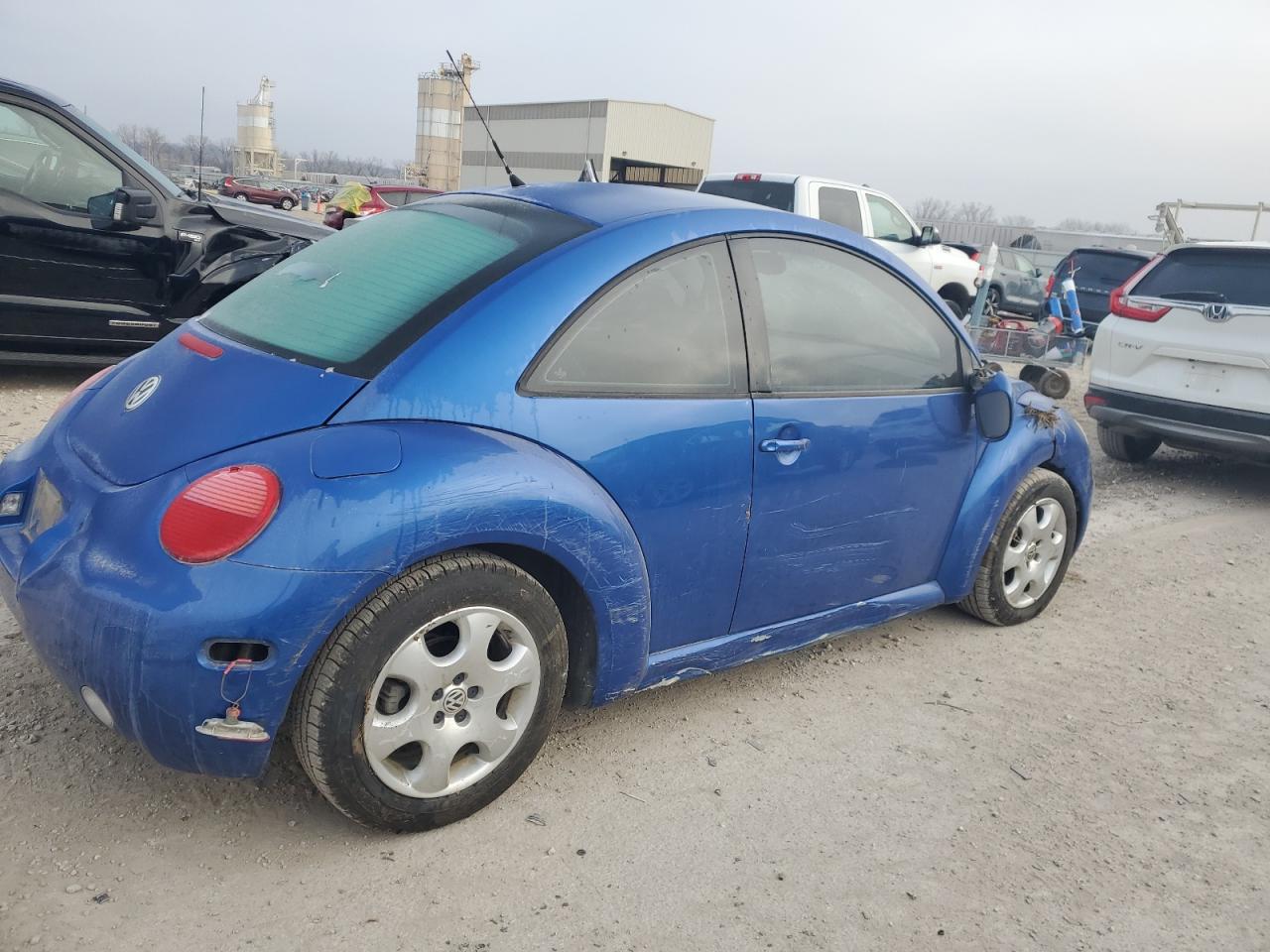 2002 Volkswagen Beetle VIN 3VWCB21C62M432102 Copart auction photo, all over damage thumbnail 3