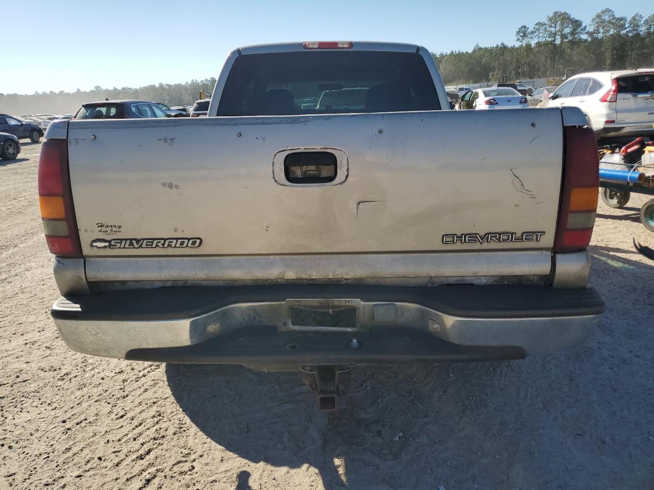 2001 Chevrolet Silverado VIN 2GCEC19T911299476 Copart auction photo, all over damage thumbnail 6