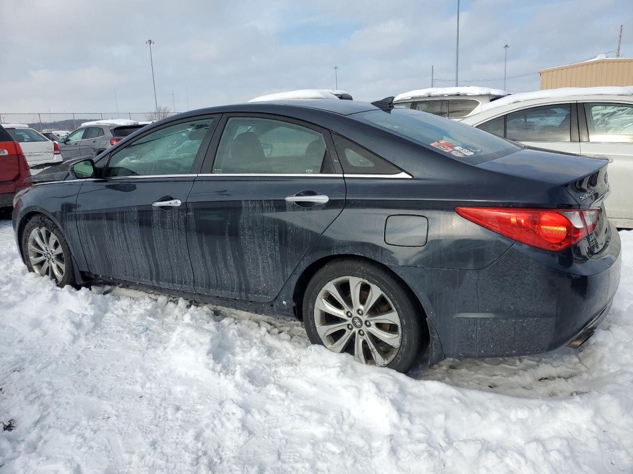 2013 Hyundai Sonata VIN 5NPEC4AC1DH606008 Copart auction photo, burn - engine damage thumbnail 2
