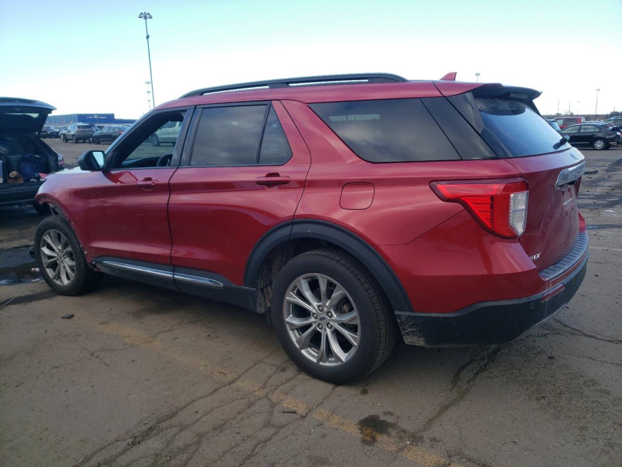 2020 Ford Explorer VIN 1FMSK8DH7LGA69423 Copart auction photo, front end damage thumbnail 2