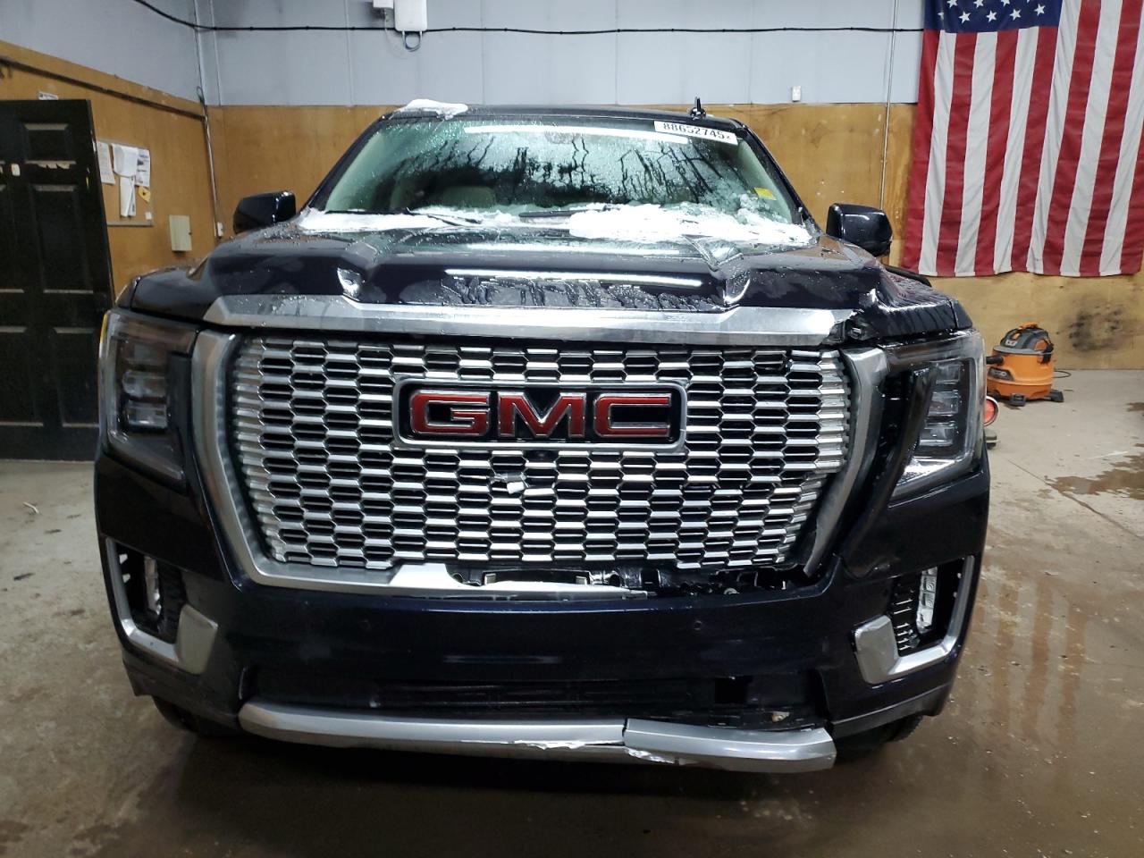 2021 GMC Yukon VIN 1GKS2JKL3MR259944 Copart auction photo, front end / rear end damage thumbnail 5