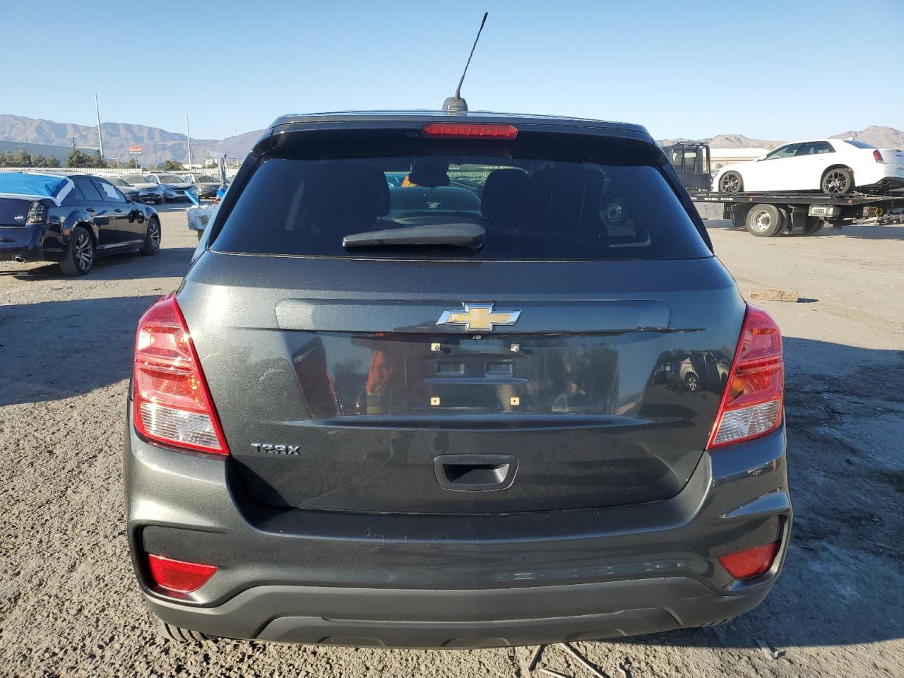 2019 Chevrolet Trax VIN 3GNCJKSB4KL276411 Copart auction photo, front end damage thumbnail 6