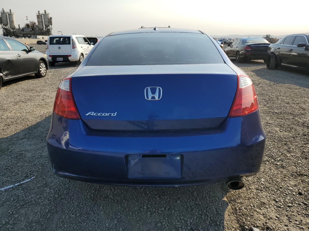 2010 Honda Accord VIN 1HGCS1B88AA006822 Copart auction photo, side damage thumbnail 6