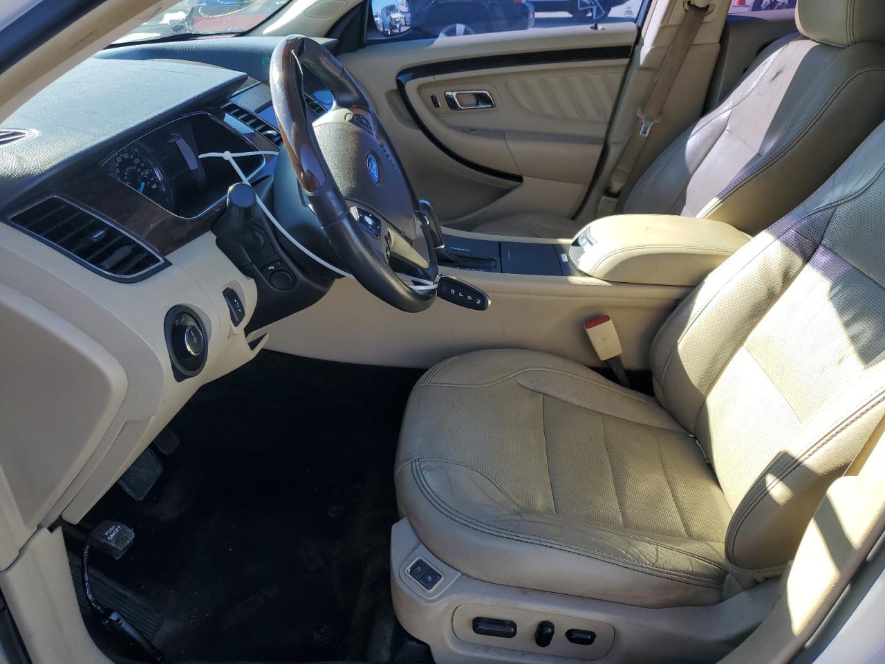 2015 Ford Taurus VIN 1FAHP2F80FG146606 Copart auction photo, side / front end damage thumbnail 7