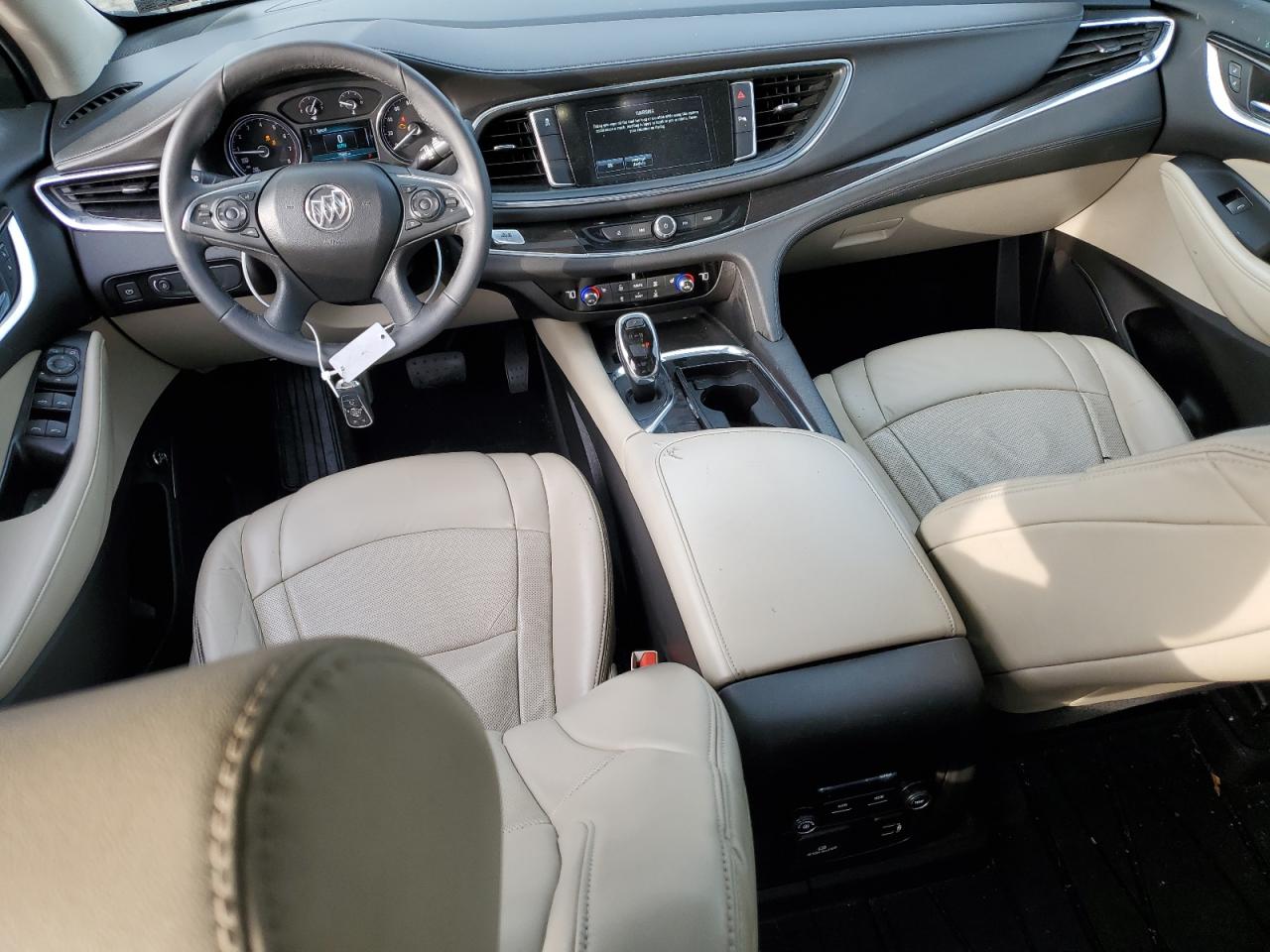 2018 Buick Enclave VIN 5GAERBKW0JJ133072 Copart auction photo, front end / side damage thumbnail 8