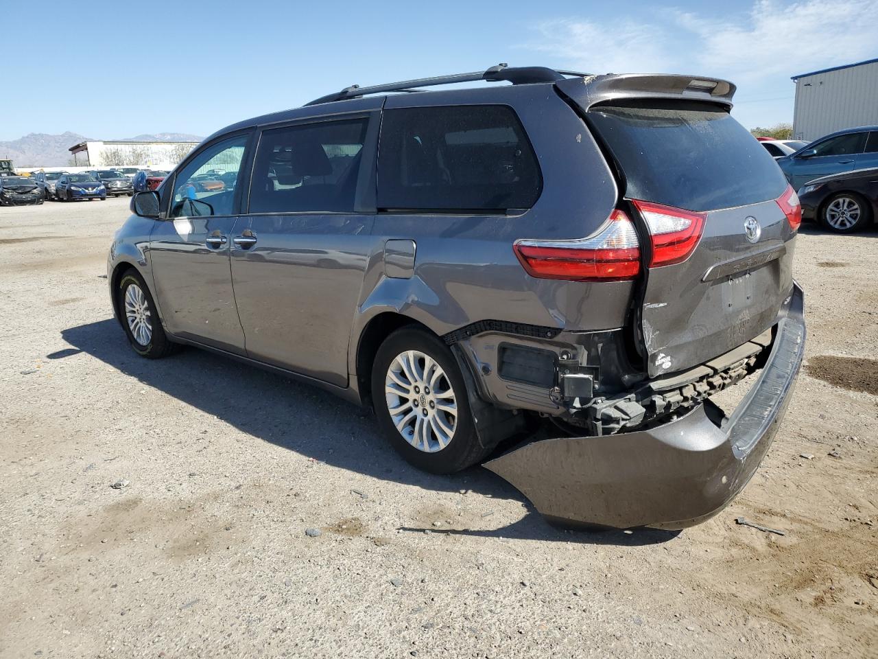 2015 Toyota Sienna VIN 5TDYK3DC5FS626684 Copart auction photo, rear end damage thumbnail 2