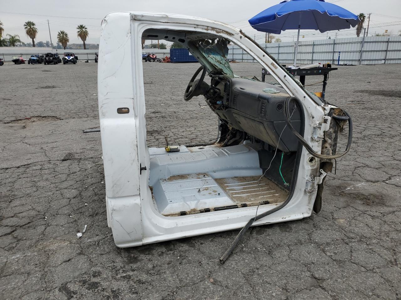 2004 Chevrolet Silverado VIN 1GCHC24U64E124625 Copart auction photo, stripped damage thumbnail 3