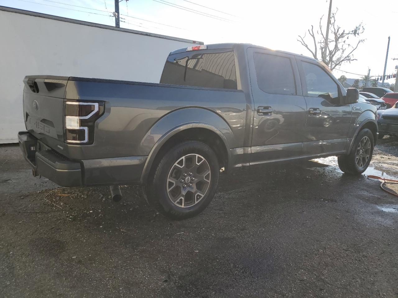 2019 Ford F-150 VIN 1FTEW1CP2KFB25200 Copart auction photo, rear end damage thumbnail 3