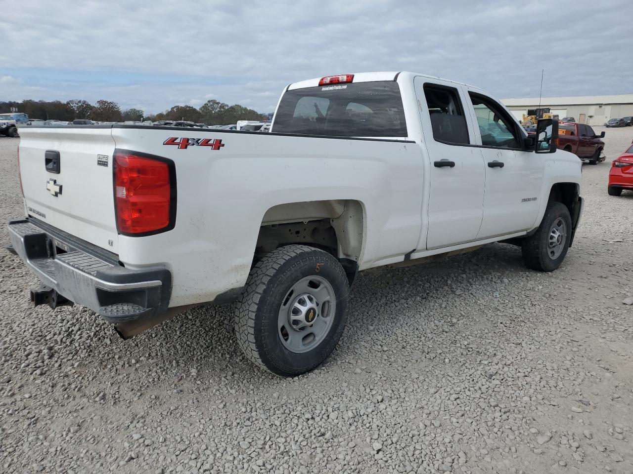 2019 Chevrolet Silverado VIN 2GC2KREG7K1192084 Copart auction photo, front end damage thumbnail 3
