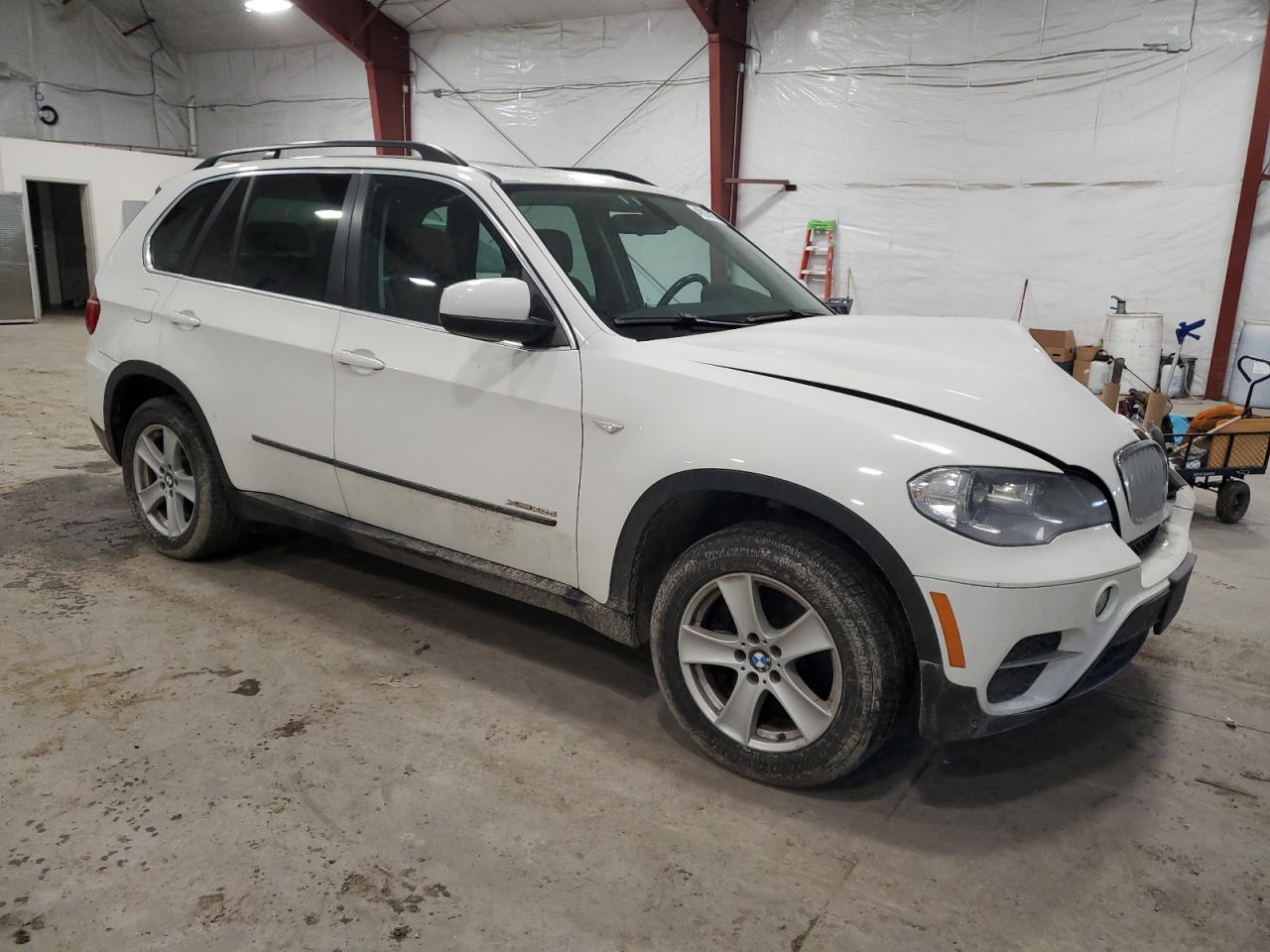 2013 BMW X5 VIN 5UXZW0C5XD0B92404 Copart auction photo, front end / minor dent/scratches damage thumbnail 4