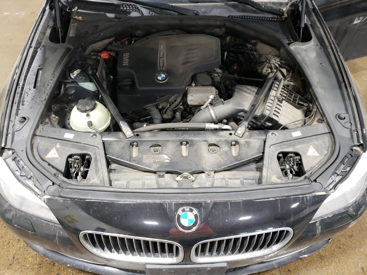 2013 BMW 5er VIN WBAXH5C53DD112105 Copart auction photo, front end / rear end damage thumbnail 11